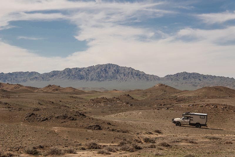 overlanding toyota hilux mongolia