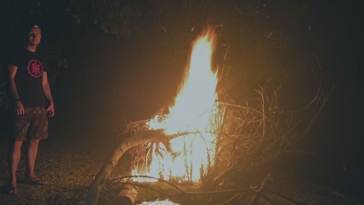 Bonfire vs Campfire